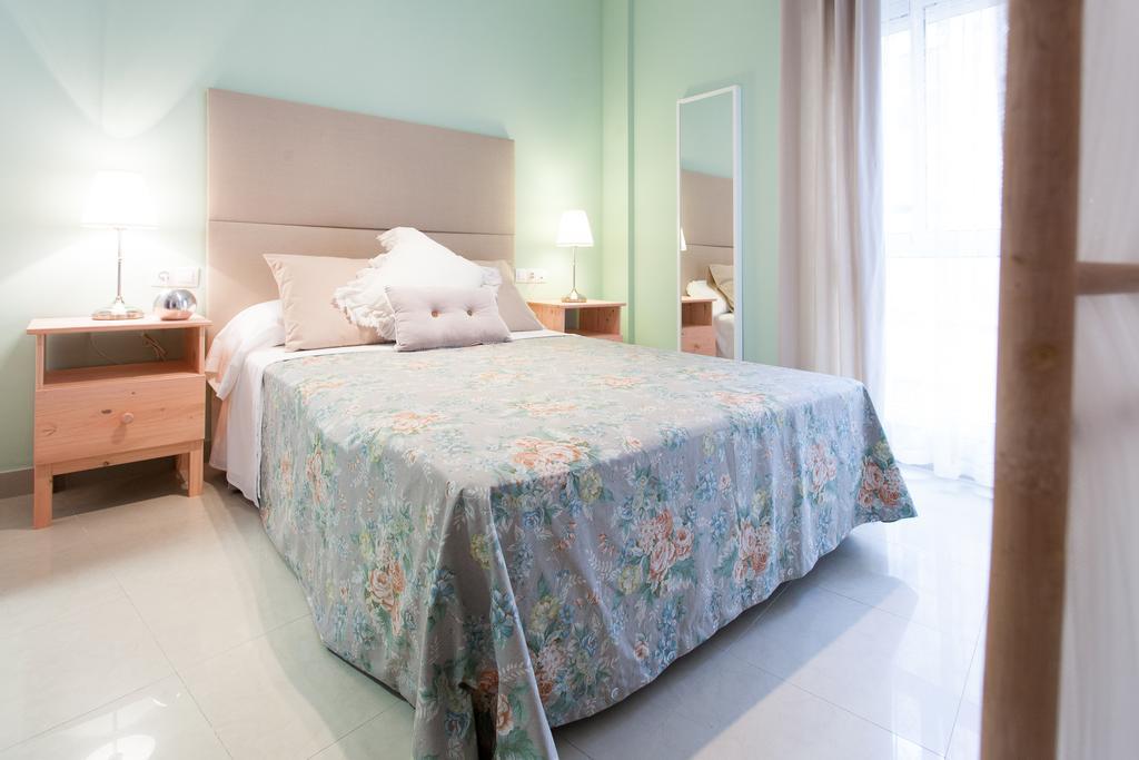 Apartamentos San Lorenzo إشبيلية المظهر الخارجي الصورة