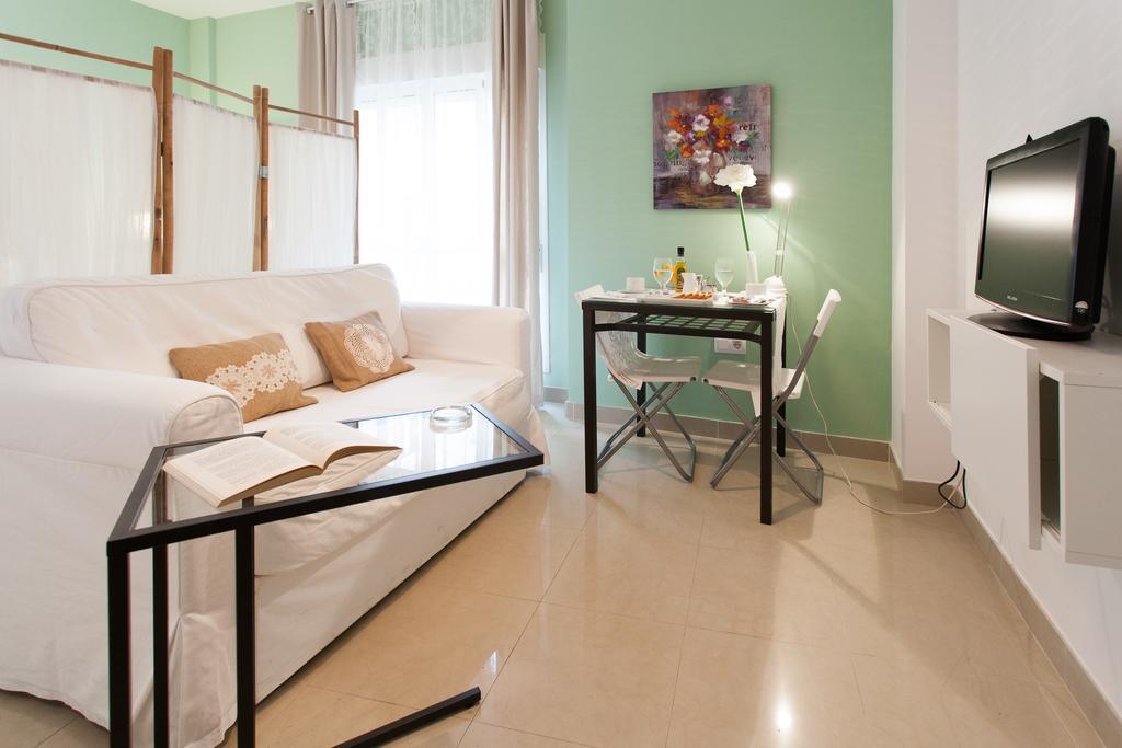 Apartamentos San Lorenzo إشبيلية المظهر الخارجي الصورة