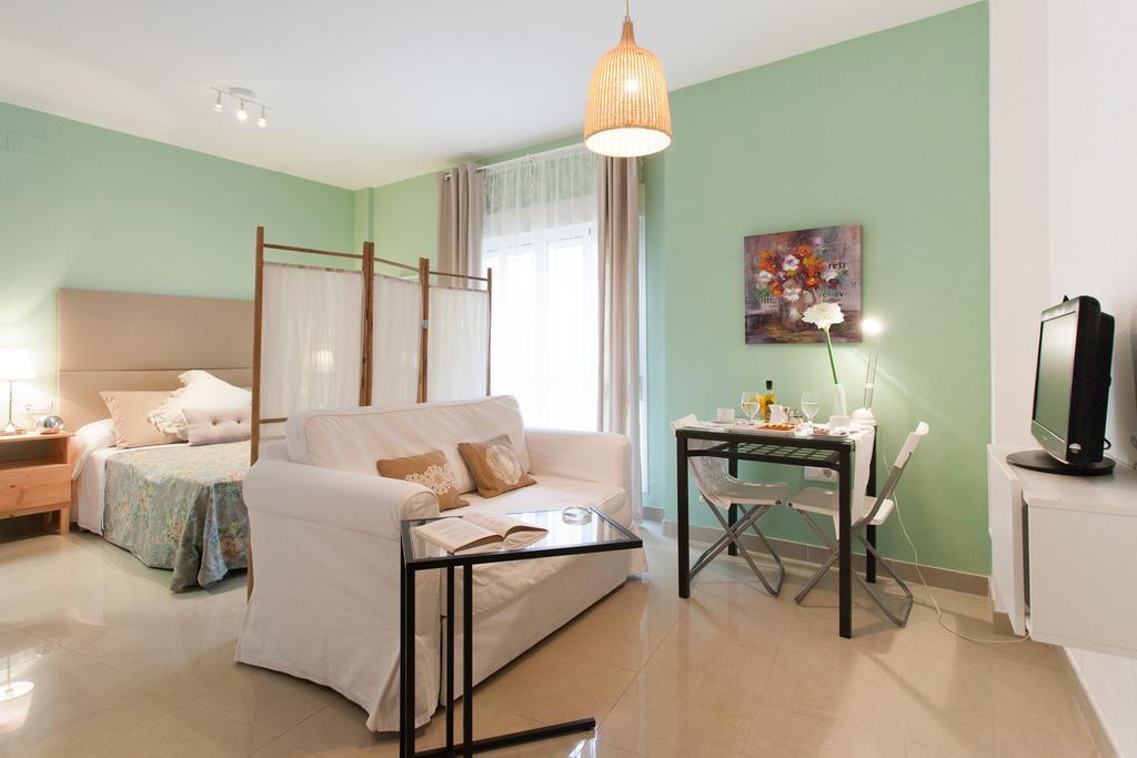 Apartamentos San Lorenzo إشبيلية المظهر الخارجي الصورة